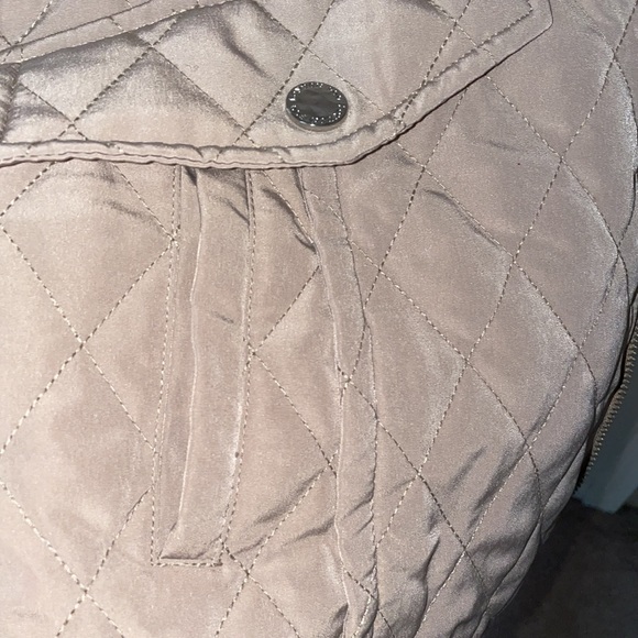 BNWOT London Fog Quilted jacket with hood size# XL - Picture 10 of 11